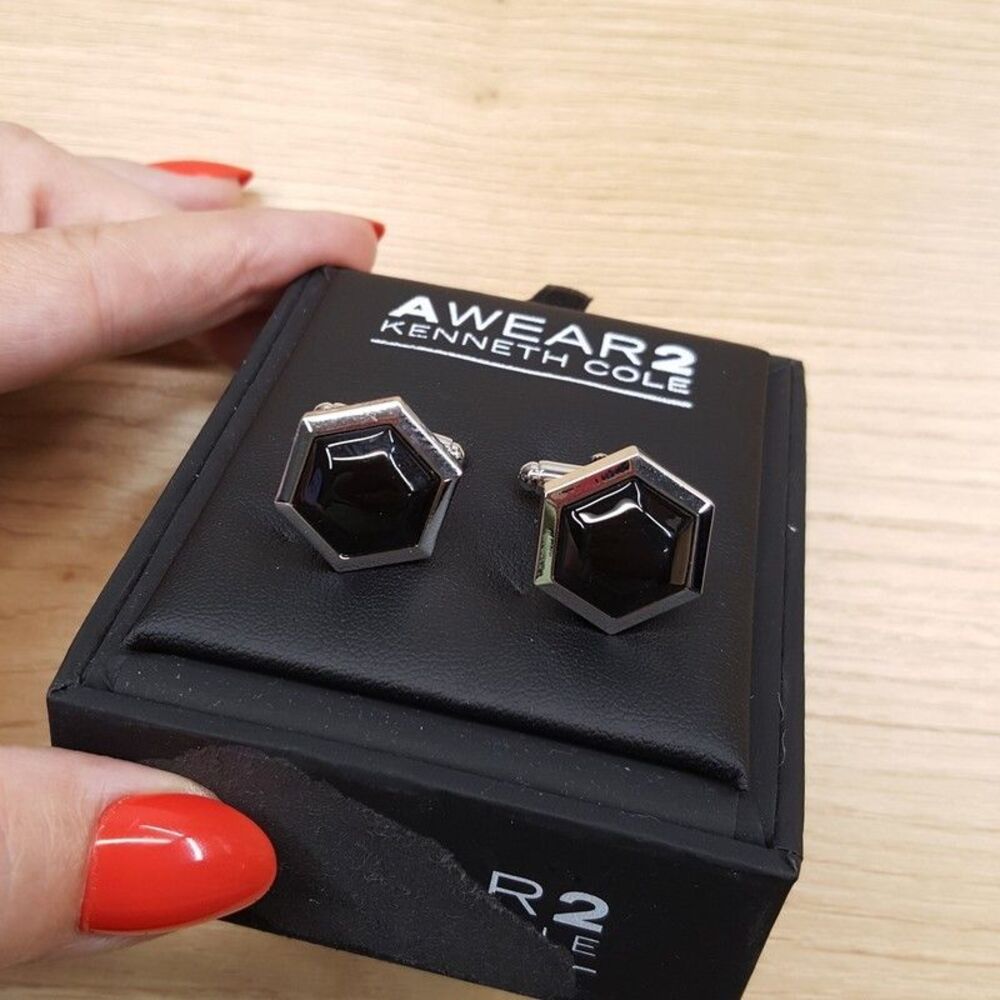 Kenneth Cole AWEAR2 Mens Cuff Links Silver Tone Black Onyx Stone Hexagon